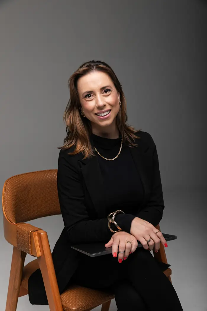 Retrato da Dra. Larissa Lodêtti